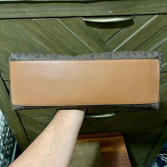 Michael Kors Austen Brown Luggage Medium Satchel Bag - Picture 9 of 14